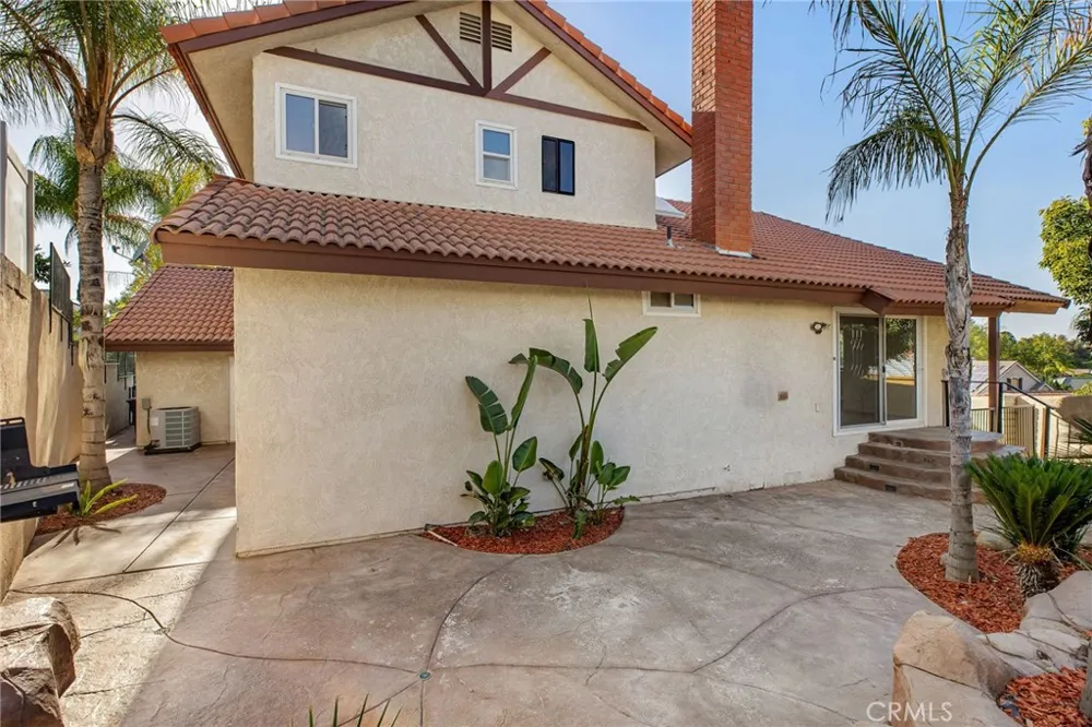 22627 Calcutta Canyon Lake, CA 92587