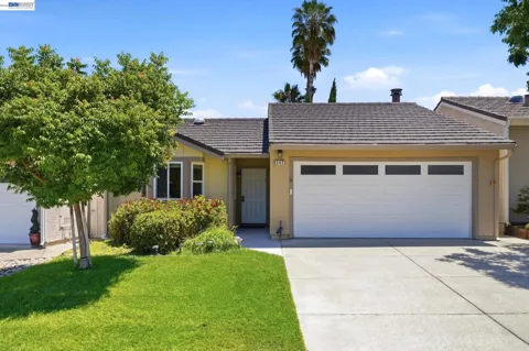 342 Lone Oak Dr