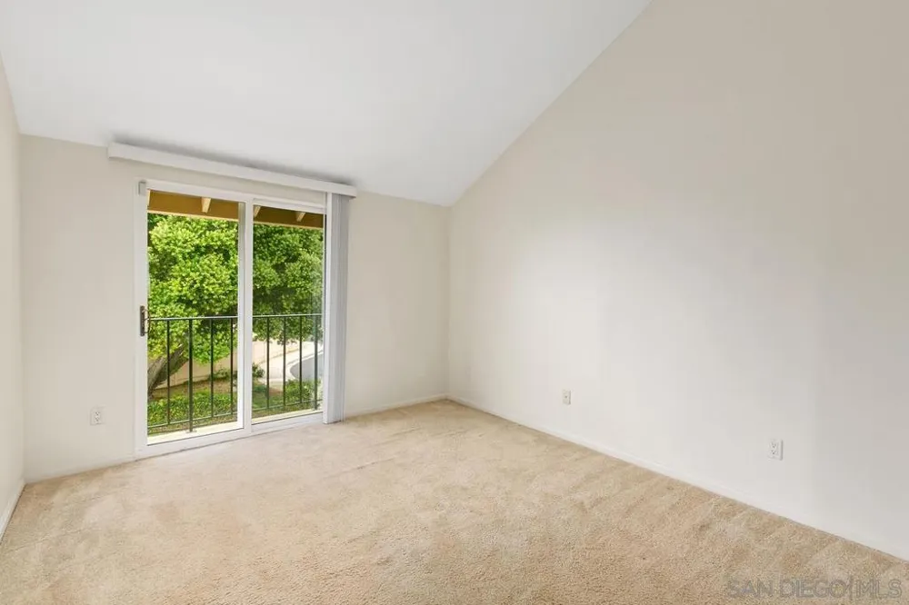 2097 Caminito Capa La Jolla, CA 92037