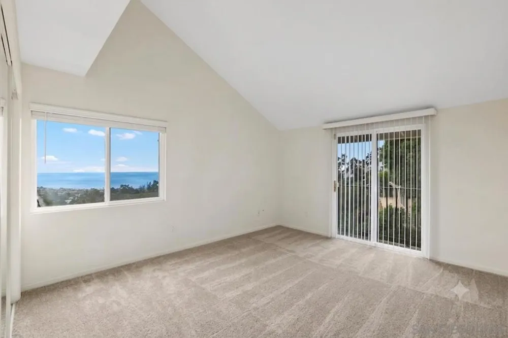 2097 Caminito Capa La Jolla, CA 92037