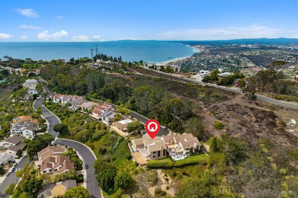 2097 Caminito Capa La Jolla, CA 92037