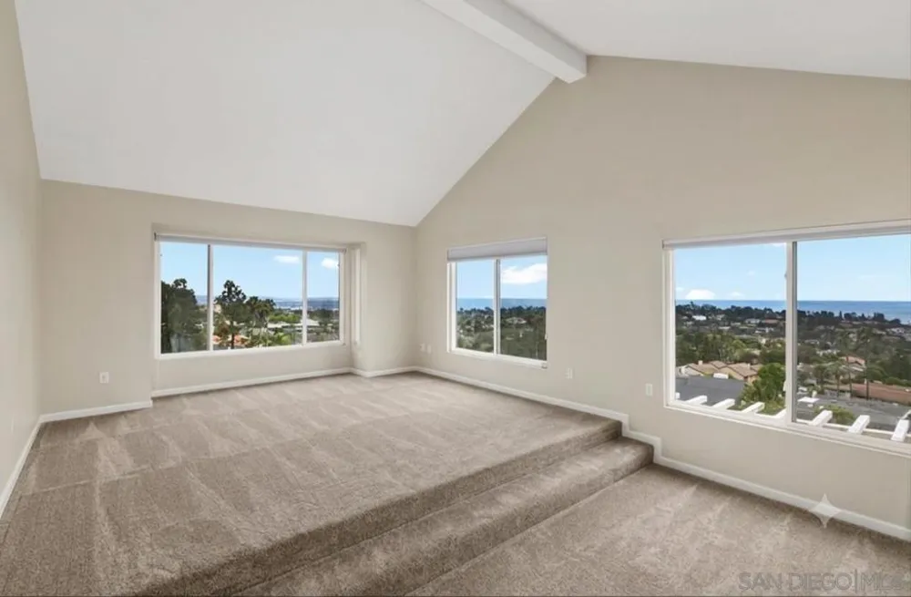 2097 Caminito Capa La Jolla, CA 92037