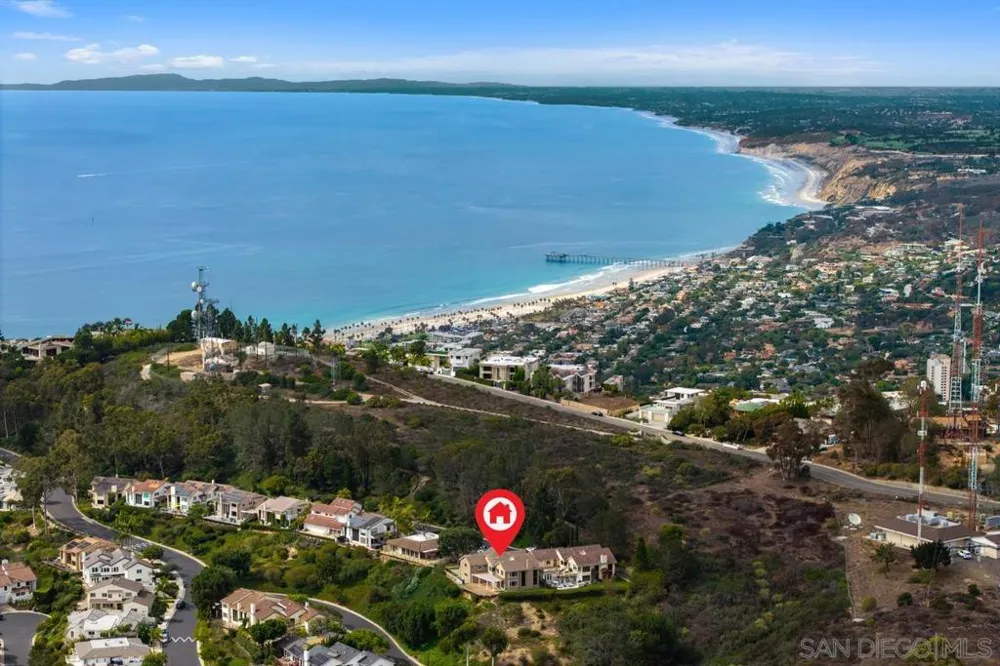2097 Caminito Capa La Jolla, CA 92037