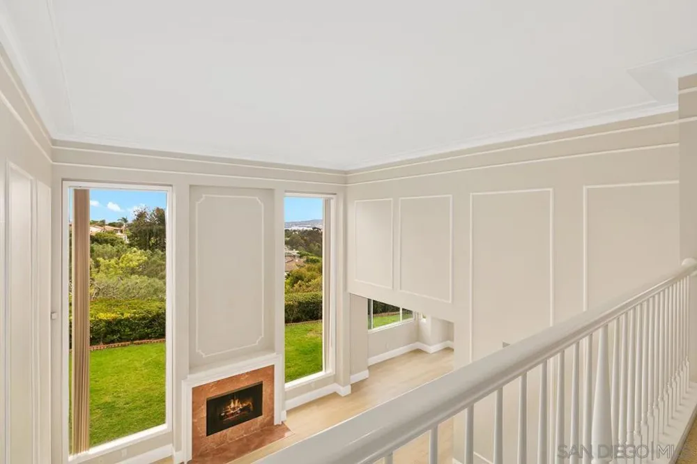 2097 Caminito Capa La Jolla, CA 92037