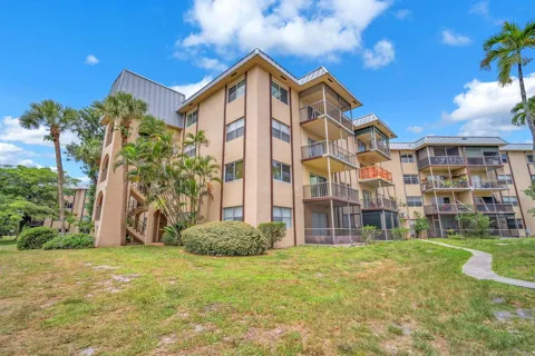 6361 Falls Cir Drive #408