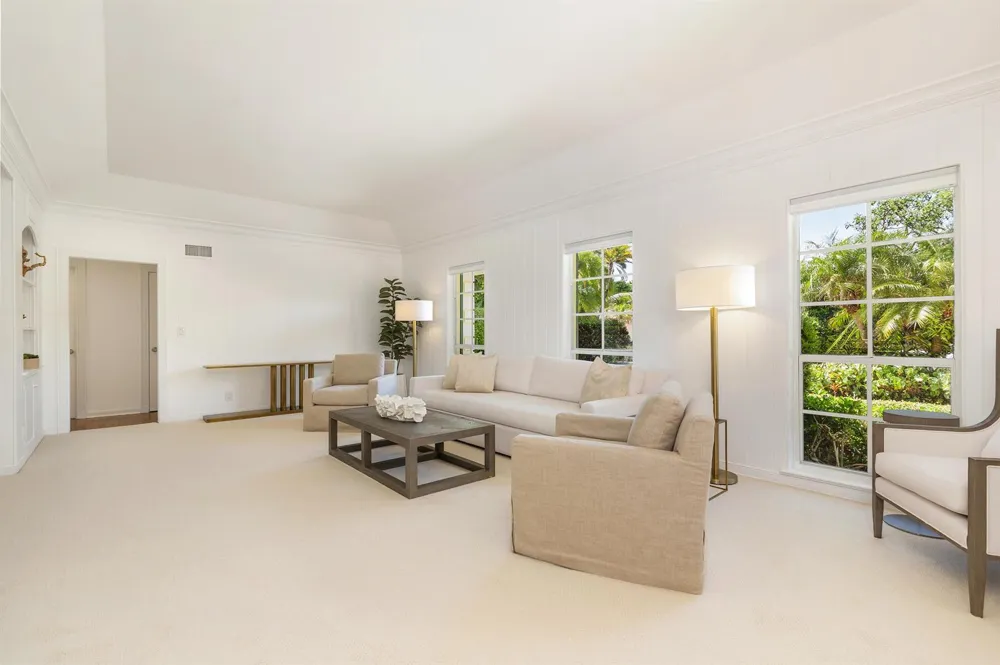 241 Via Linda Palm Beach, FL 33480