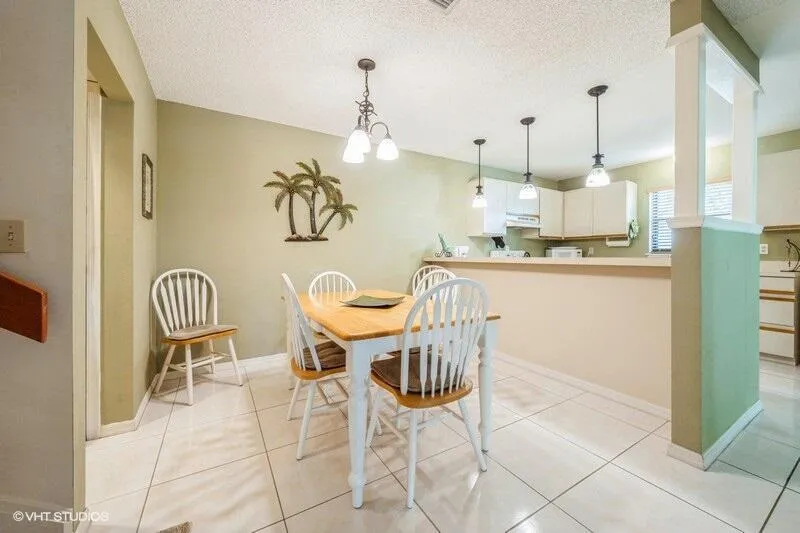 7485 SE Jamestown Terrace Hobe Sound, FL 33455