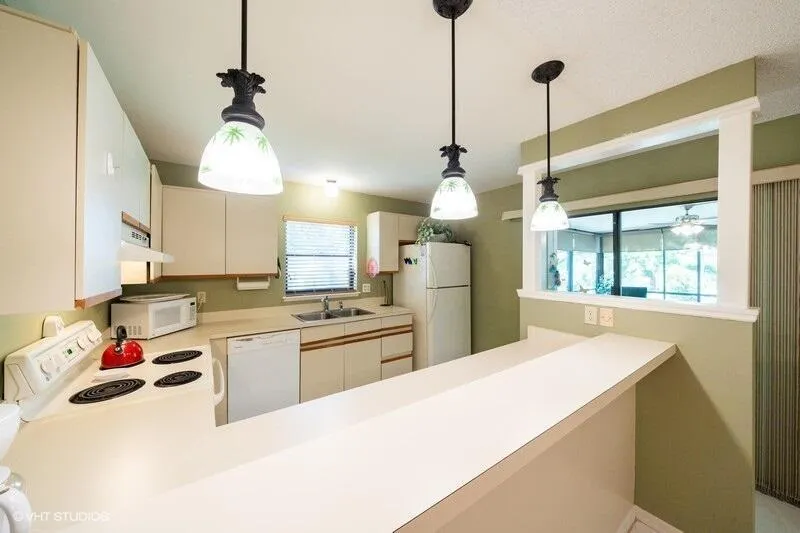 7485 SE Jamestown Terrace Hobe Sound, FL 33455