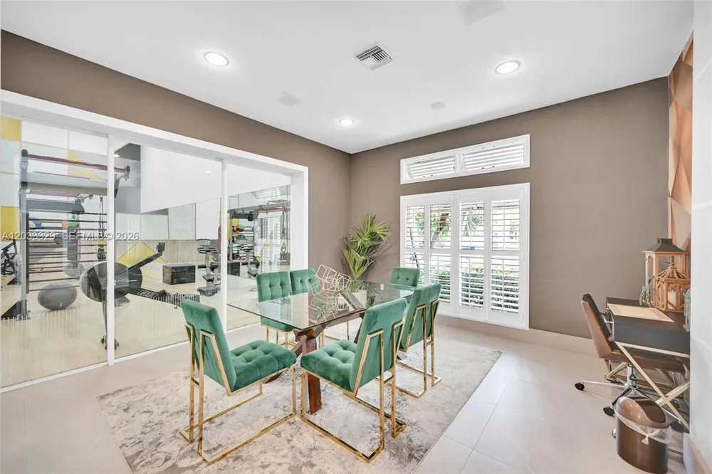 10560 SW 156th Pl #208 Miami, FL 33196