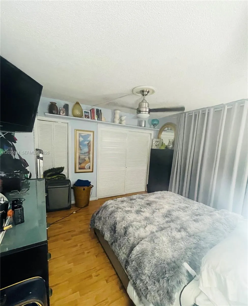1800 79th St Cswy #A304 North Bay Village, FL 33141