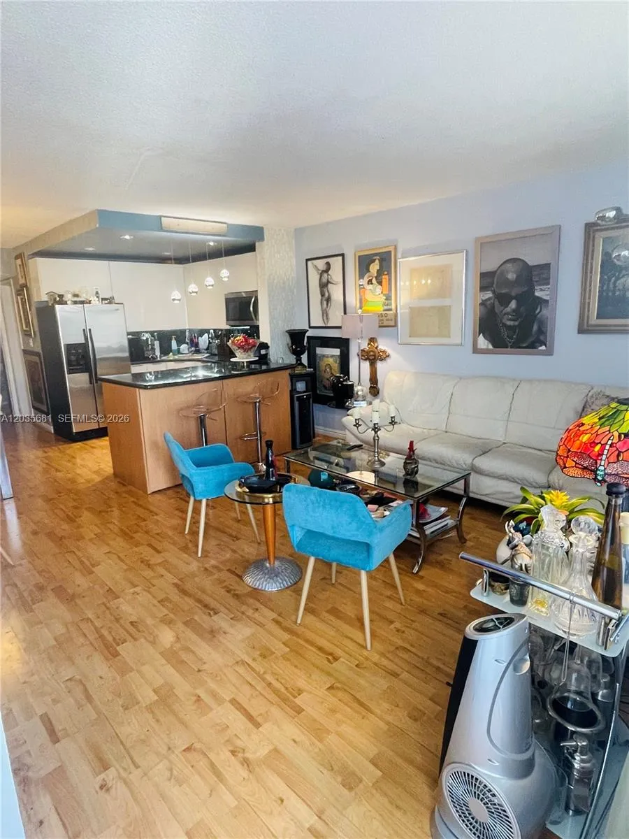 1800 79th St Cswy #A304 North Bay Village, FL 33141