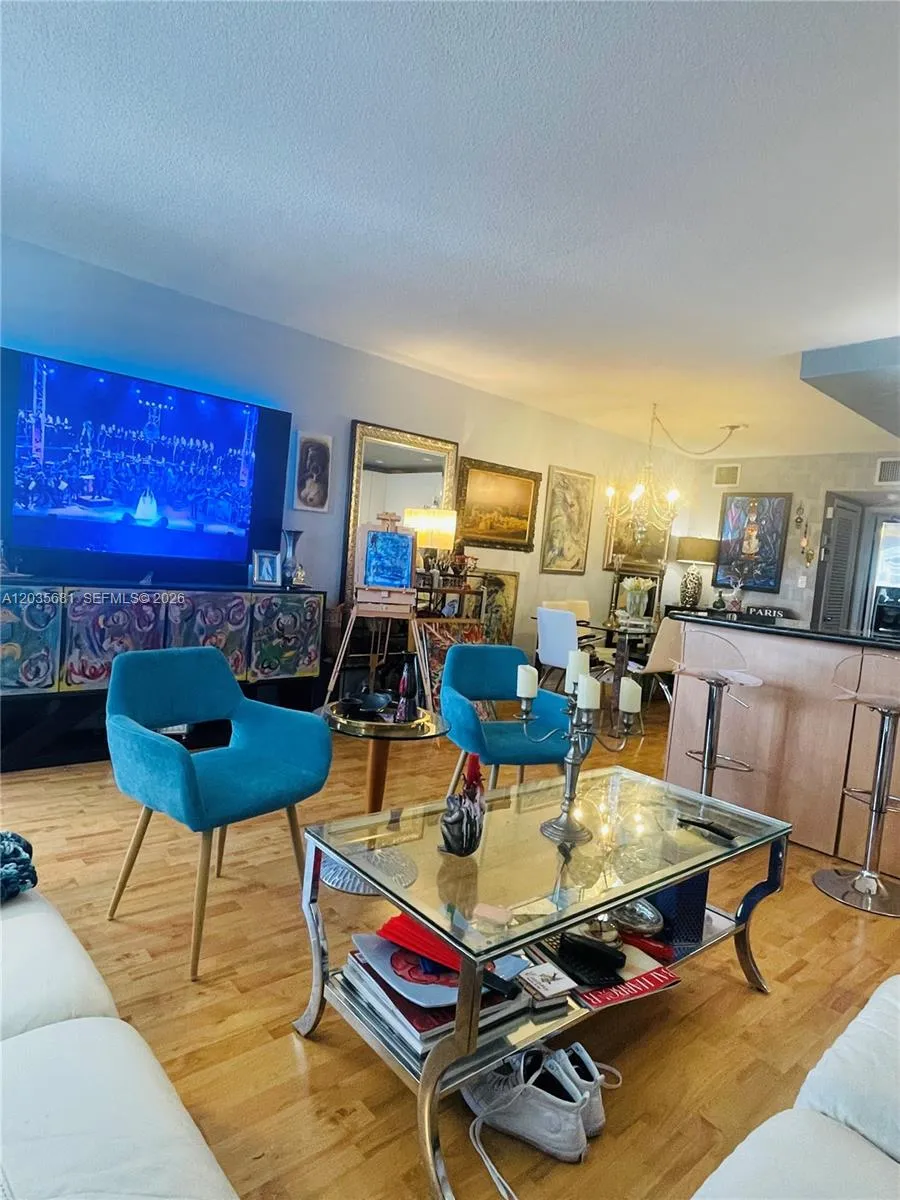 1800 79th St Cswy #A304 North Bay Village, FL 33141