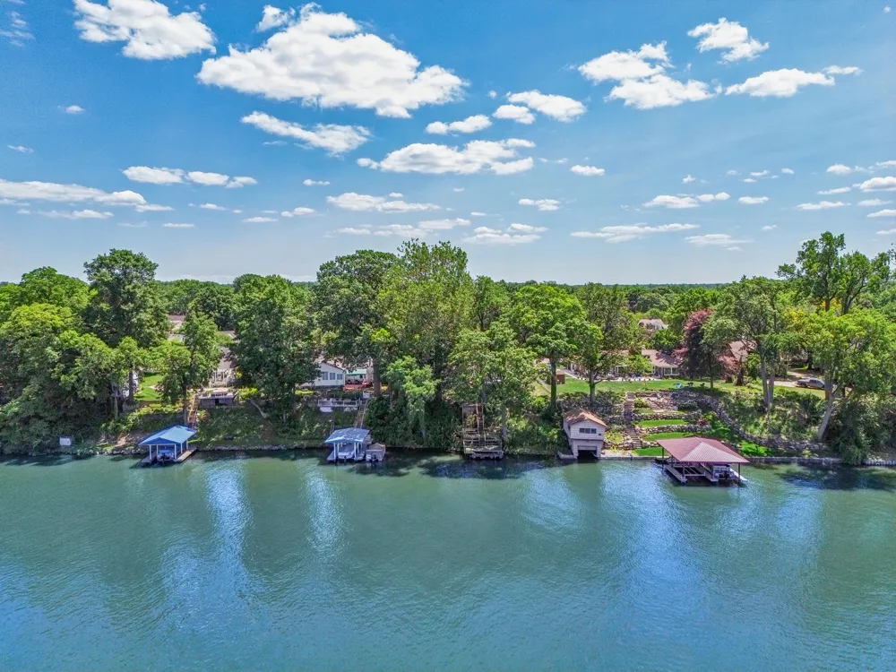 303 E Huron River Drive Belleville, MI 48111