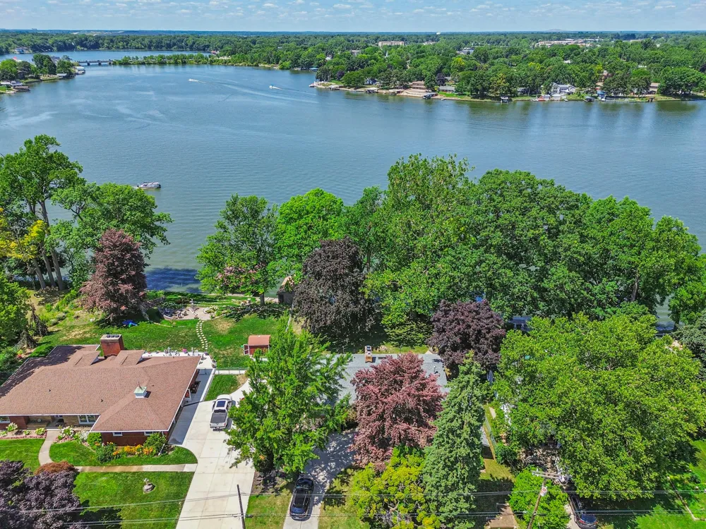 303 E Huron River Drive Belleville, MI 48111