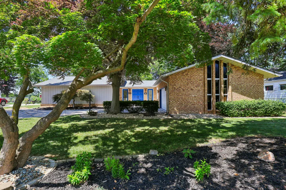 303 E Huron River Drive Belleville, MI 48111