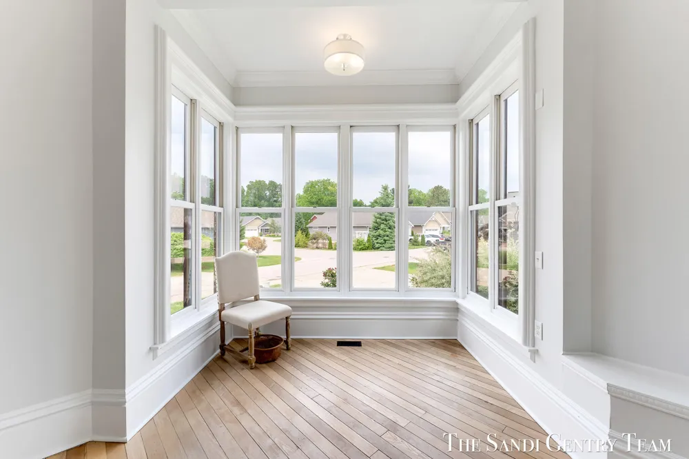 318 Rachaels Way Spring Lake Village, MI 49456