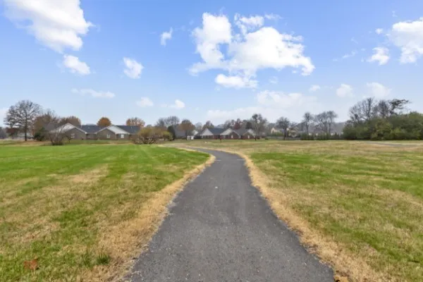 816 Lock 4 Rd #103 Gallatin, TN 37066