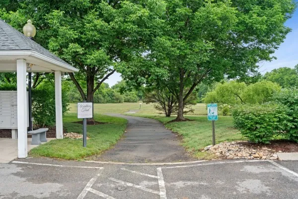 816 Lock 4 Rd #103 Gallatin, TN 37066