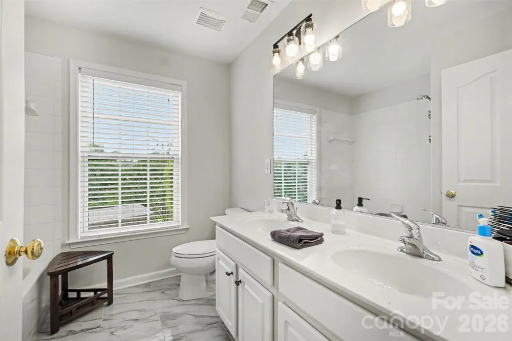 4396 Foxfield Court Harrisburg, NC 28075