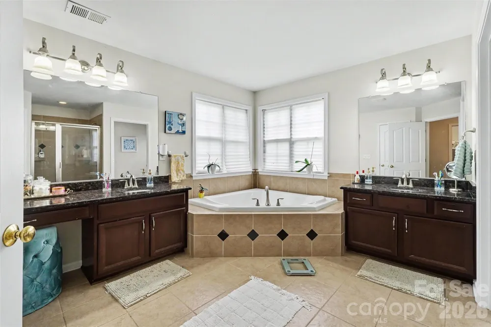 4396 Foxfield Court Harrisburg, NC 28075