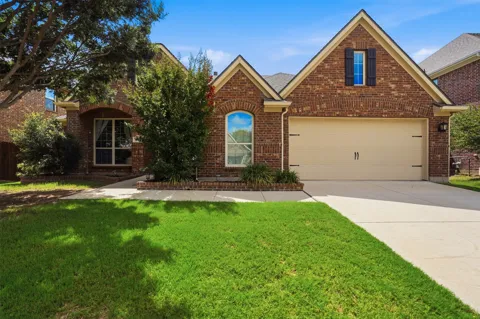 1383 Sandhurst Drive