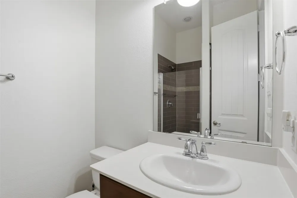 1383 Sandhurst Drive Roanoke, TX 76262