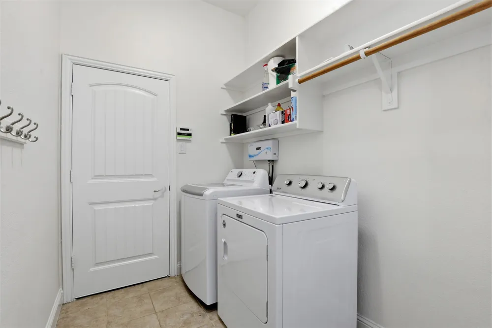 1383 Sandhurst Drive Roanoke, TX 76262