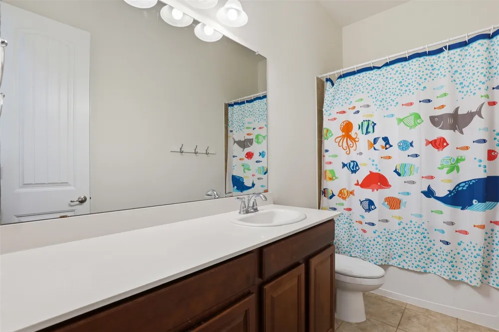 1383 Sandhurst Drive Roanoke, TX 76262