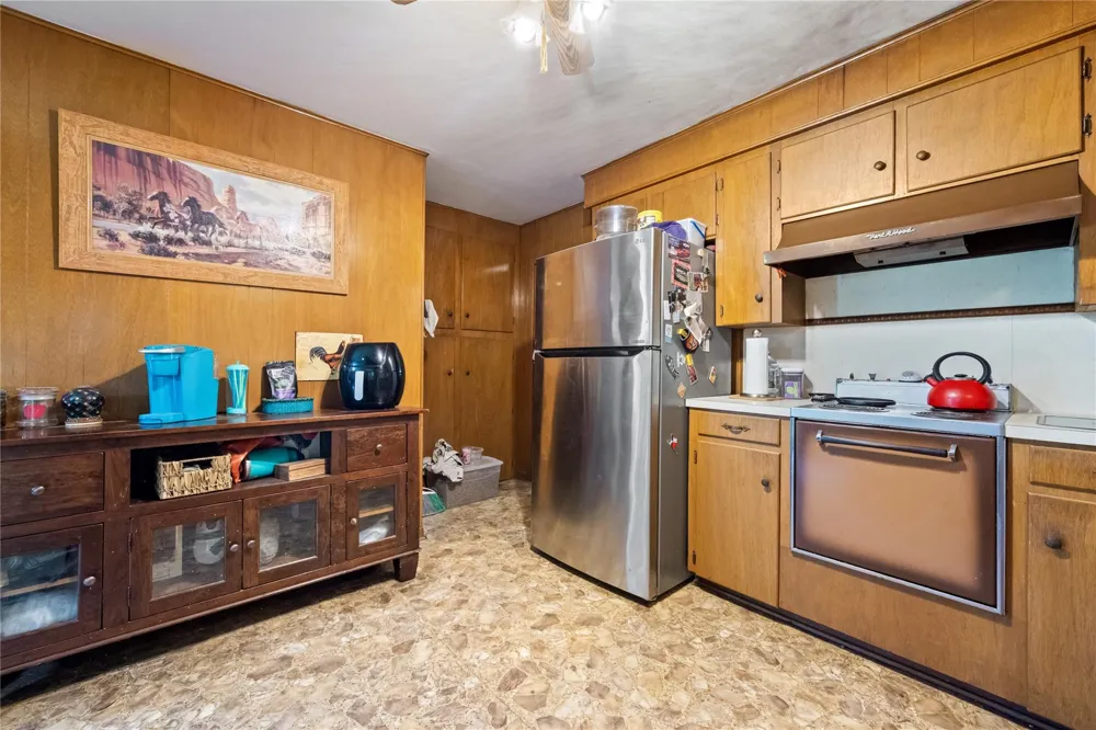 2342 Apache Drive Montgomery, TX 77316