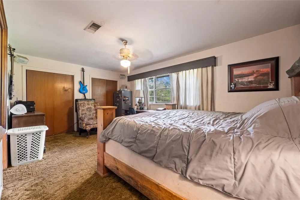 2342 Apache Drive Montgomery, TX 77316