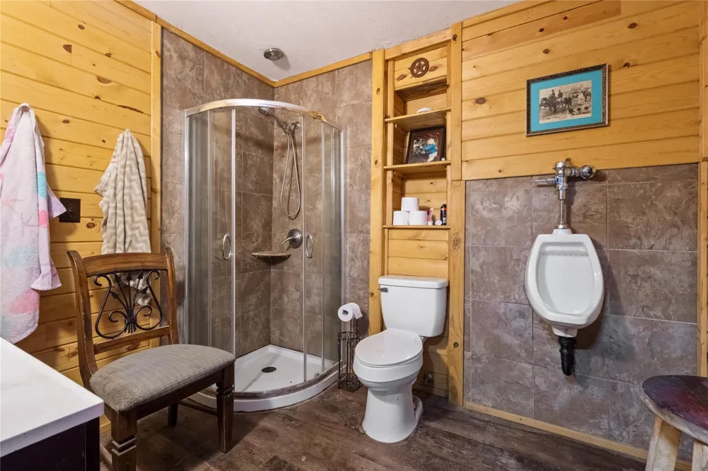 2342 Apache Drive Montgomery, TX 77316