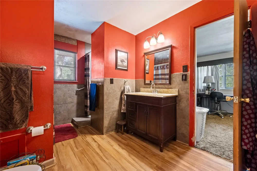 2342 Apache Drive Montgomery, TX 77316