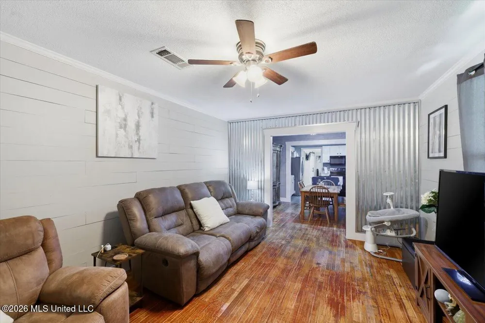 205 3rd Street Mendenhall, MS 39114
