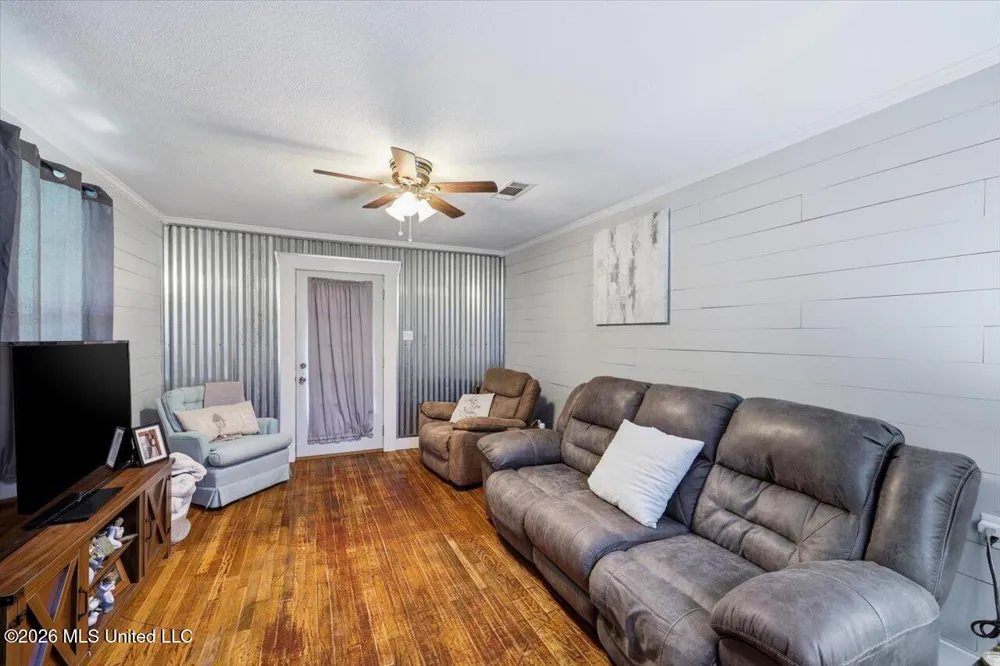 205 3rd Street Mendenhall, MS 39114