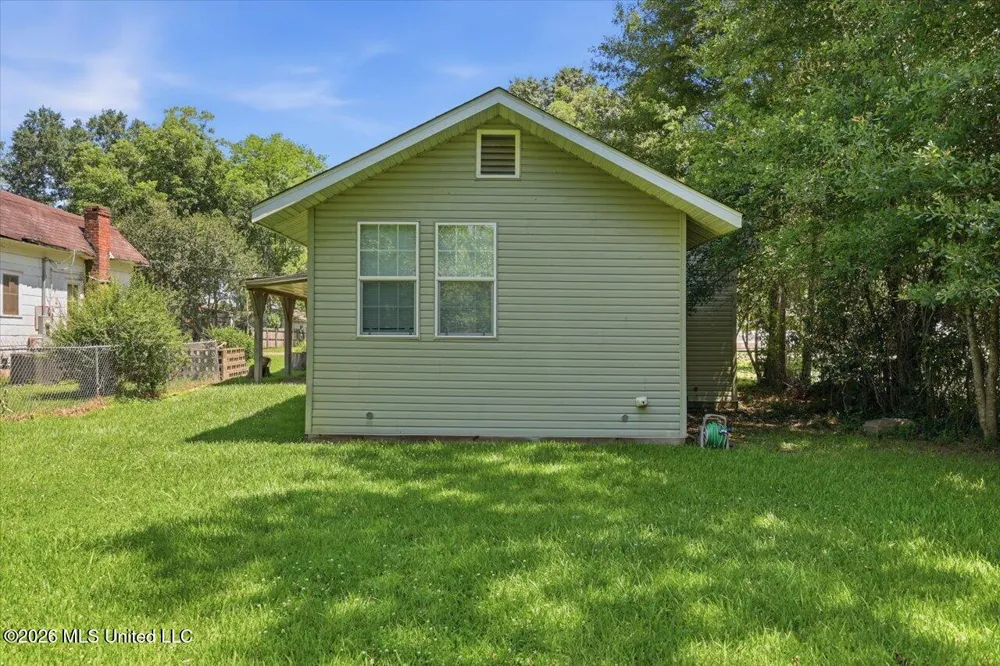 205 3rd Street Mendenhall, MS 39114