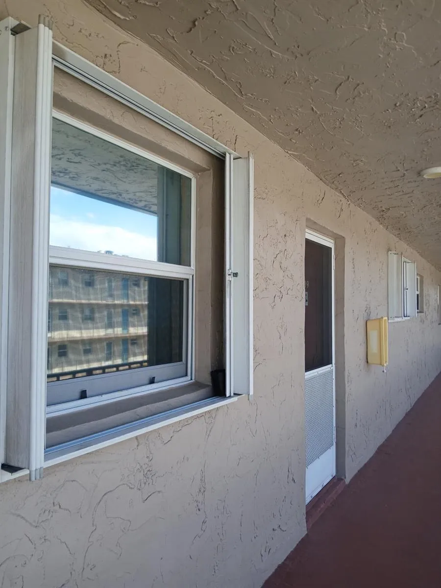 721 Lori Drive #309 Palm Springs, FL 33461