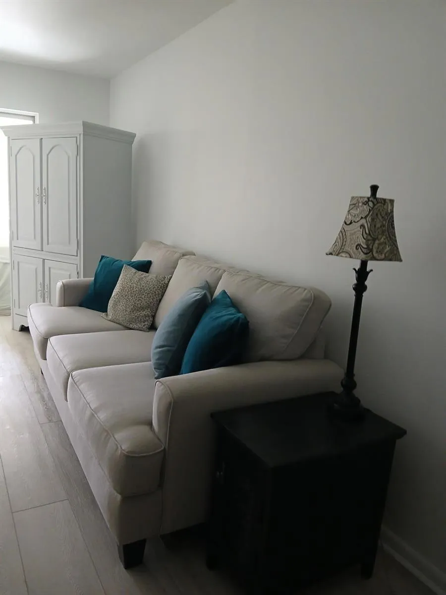 721 Lori Drive #309 Palm Springs, FL 33461