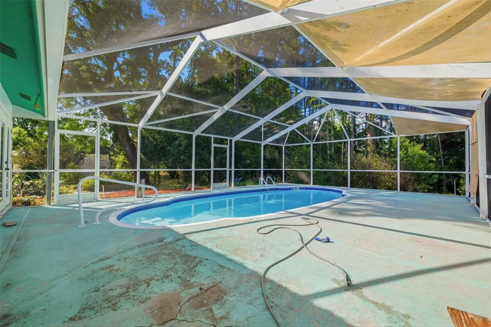 9116 LAKEVIEW DRIVE New Port Richey, FL 34654