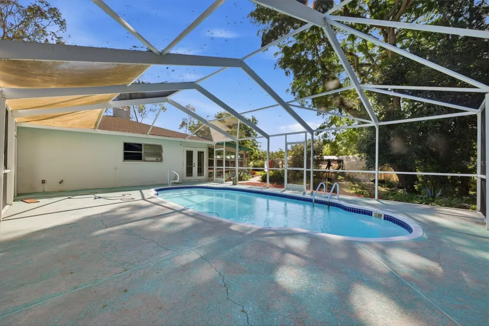 9116 LAKEVIEW DRIVE New Port Richey, FL 34654