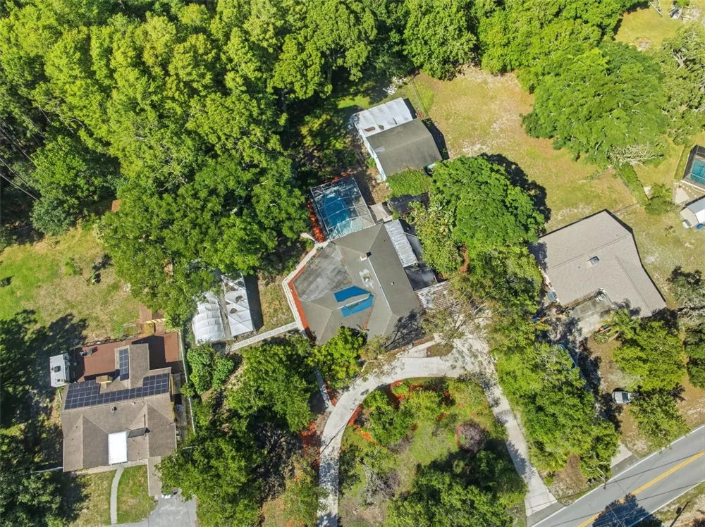 9116 LAKEVIEW DRIVE New Port Richey, FL 34654