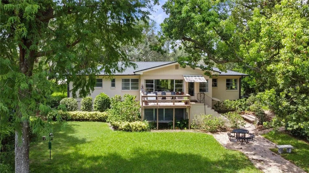 1113 VIA DEL MAR Winter Park, FL 32789