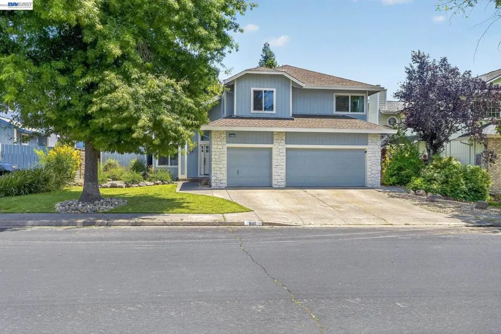 9111 Piccadilly Circle Windsor, CA 95492