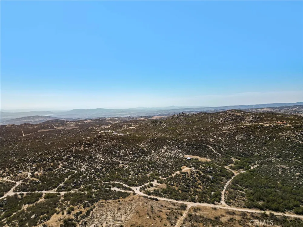 44627 Laura Lane Aguanga, CA 92536
