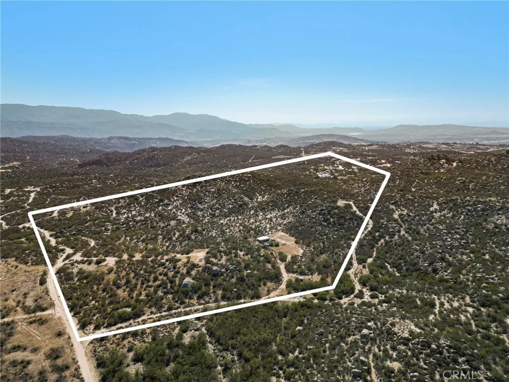 44627 Laura Lane Aguanga, CA 92536