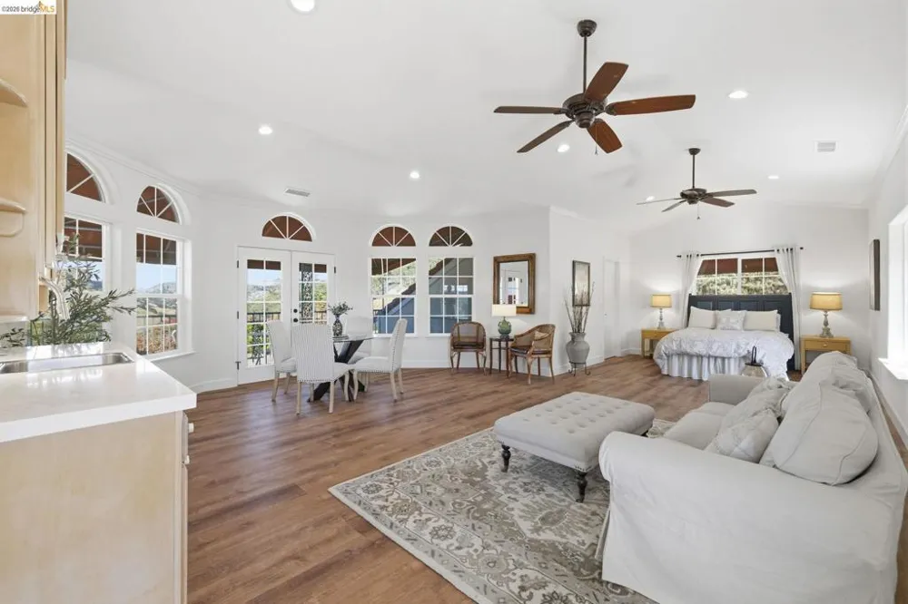 14699 Holman Mountain Rd Jamestown, CA 95327