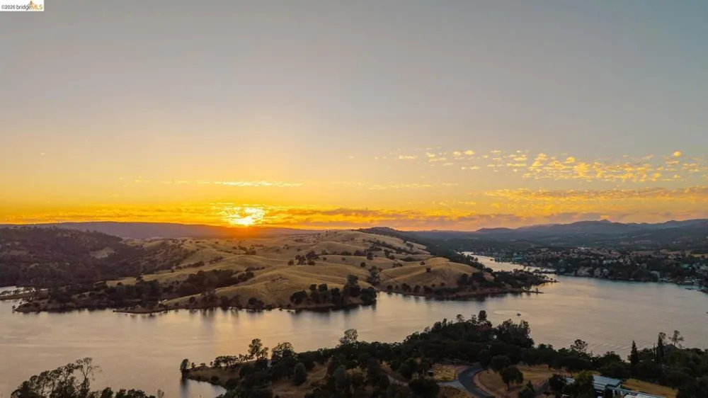 14699 Holman Mountain Rd Jamestown, CA 95327