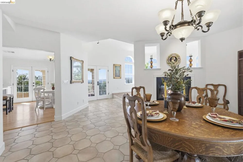14699 Holman Mountain Rd Jamestown, CA 95327