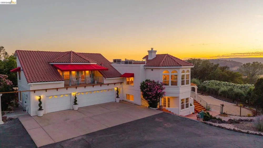 14699 Holman Mountain Rd Jamestown, CA 95327