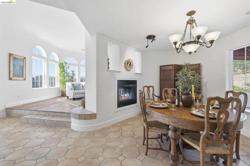 14699 Holman Mountain Rd Jamestown, CA 95327