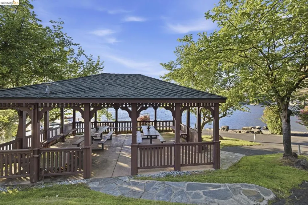 14699 Holman Mountain Rd Jamestown, CA 95327